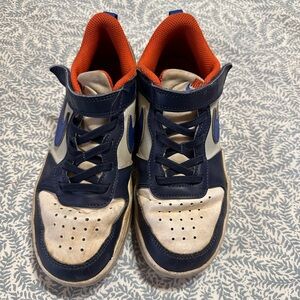 Nike Kids Navy and Cream Sneakers